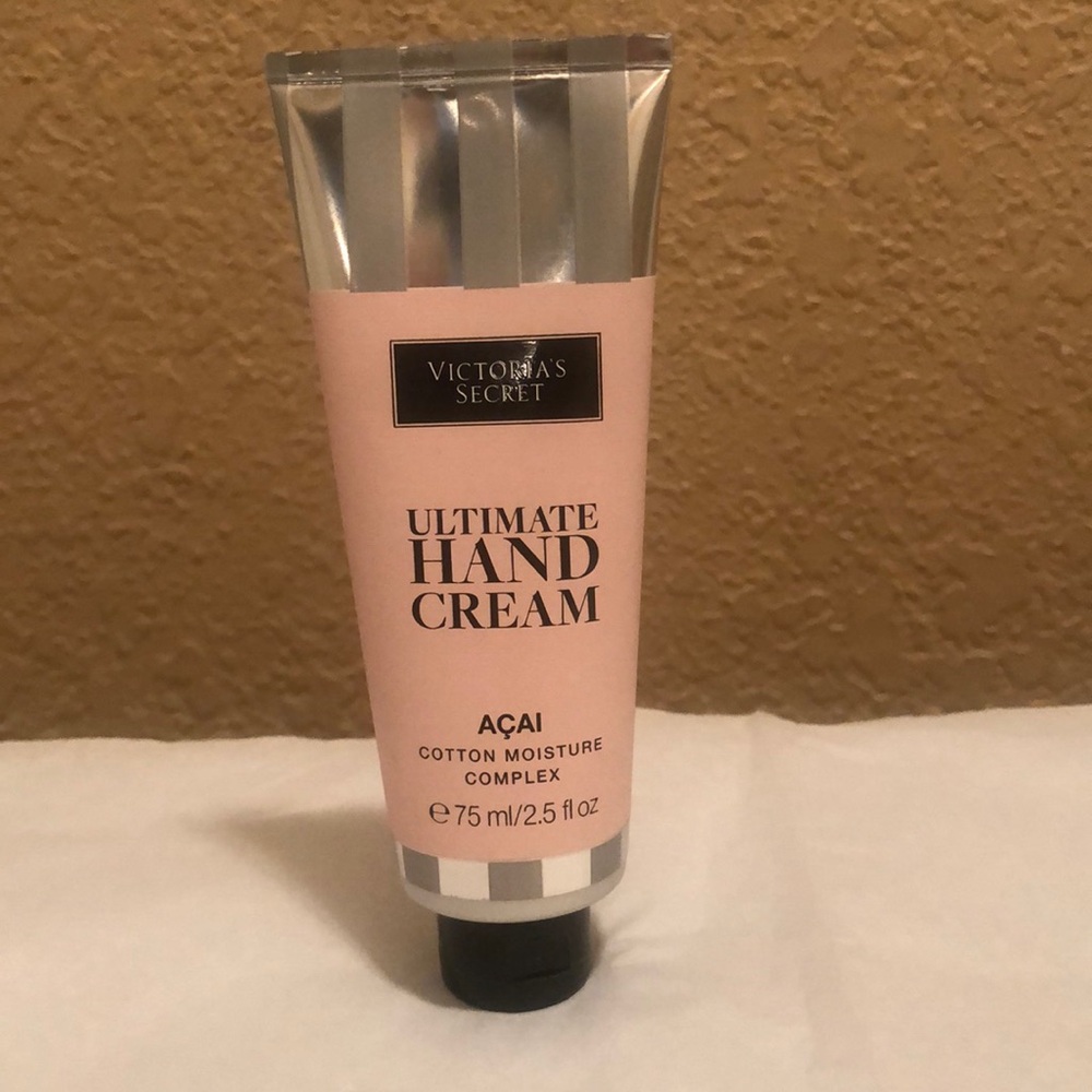 NWT Rare HTF Victoria’s Secret Ultimate Hand Cream. Acai Cotton Moisture Complex
